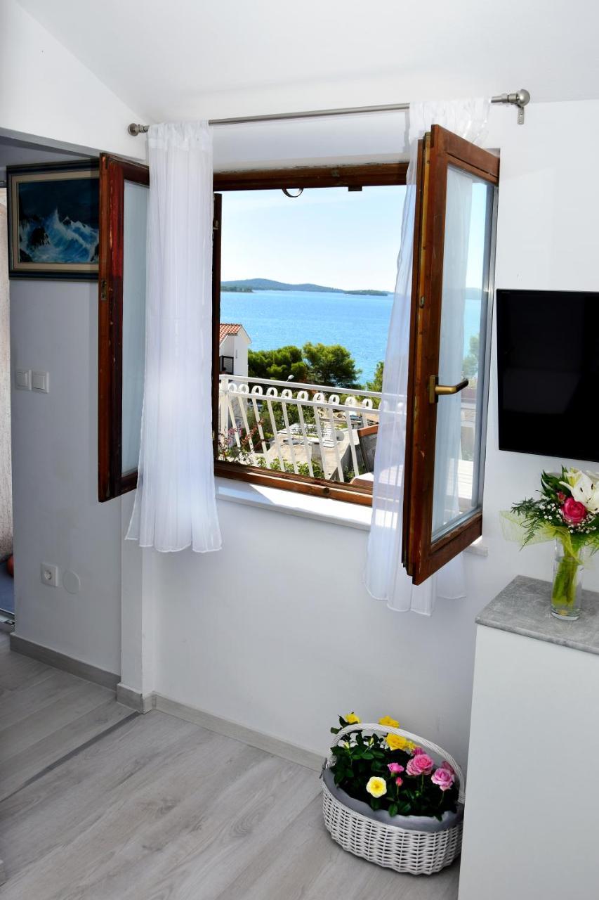 Apartmani Gloria โบรดาริตซา ภายนอก รูปภาพ