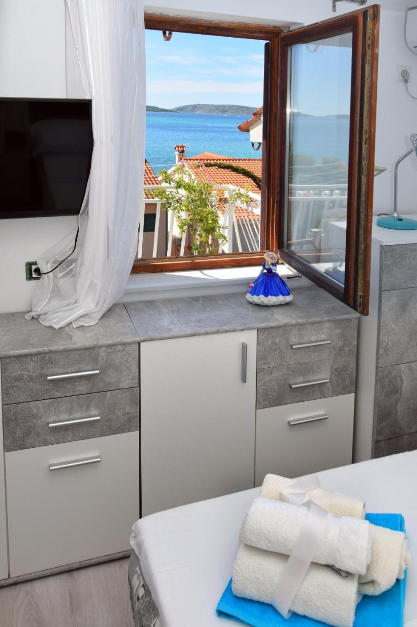 Apartmani Gloria โบรดาริตซา ภายนอก รูปภาพ