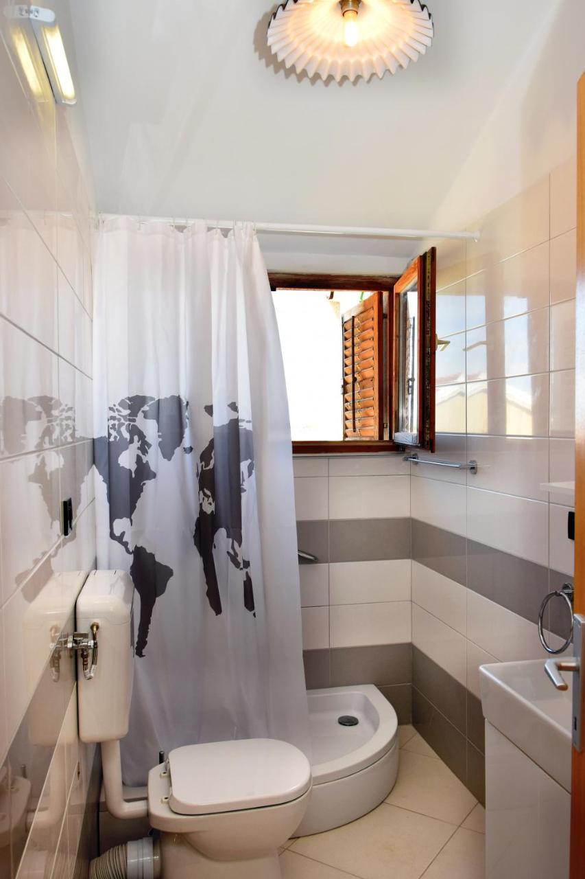 Apartmani Gloria โบรดาริตซา ภายนอก รูปภาพ